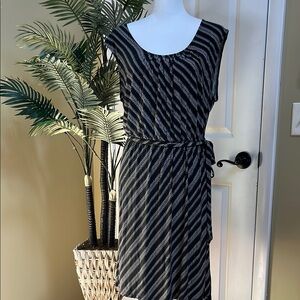 Loft, size large, sleeveless black dress with white patterned detail